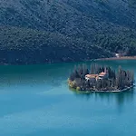 Amazing In With Wifi Unesic