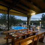 Amazing In With Wifi Unesic