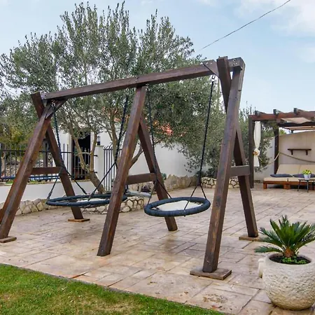 Vakantiehuis Amazing In With Wifi *