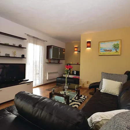 Vakantiehuis Amazing In With Wifi