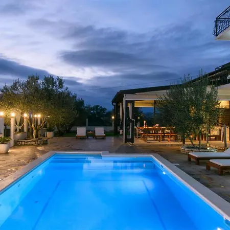 Prázdninový dům Amazing In With Wifi *